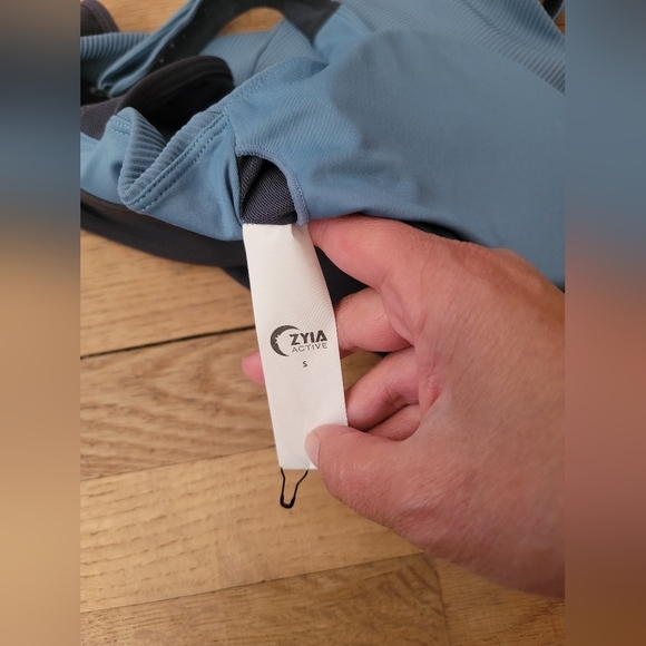 Zyia Active Storm Parallel Luxe Blue Ribbed Adjustable Sport Bra, Size Small - Picture 8 of 10